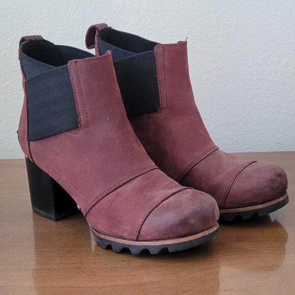 Sorel Addington Chelsea Chunky Heel Genuine Suede Bootie Cattail Burgundy Black - Picture 1 of 15